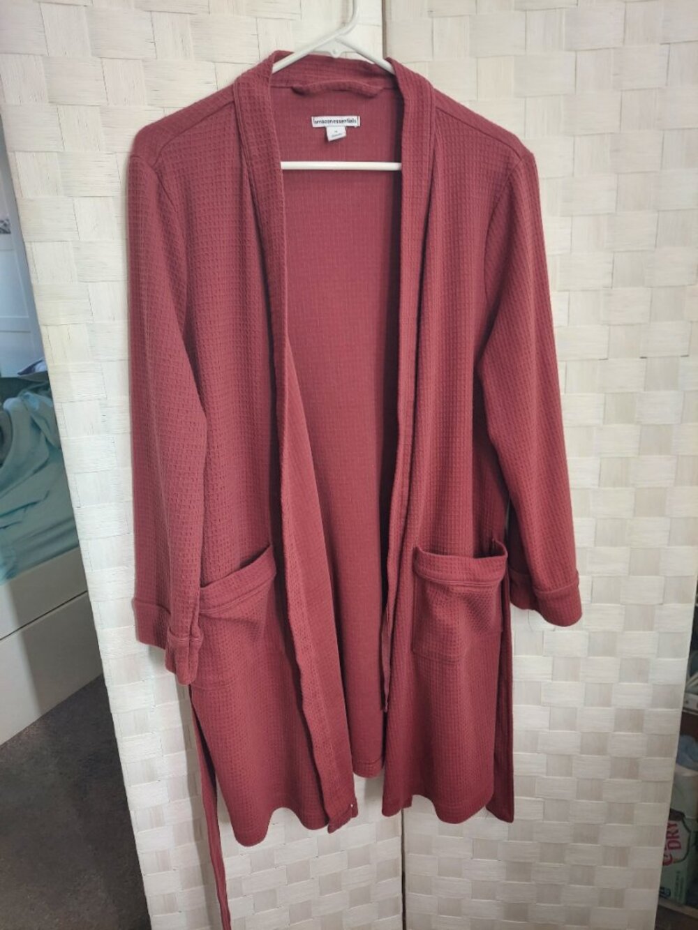 Maroon Waffle Weave Long Sleeved Robe Lightweight size M